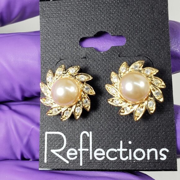 Women's Stylish Polished Gold tone Sparkling Crystal Stud Earrings - Size 0.5-in - Picture 7 of 7